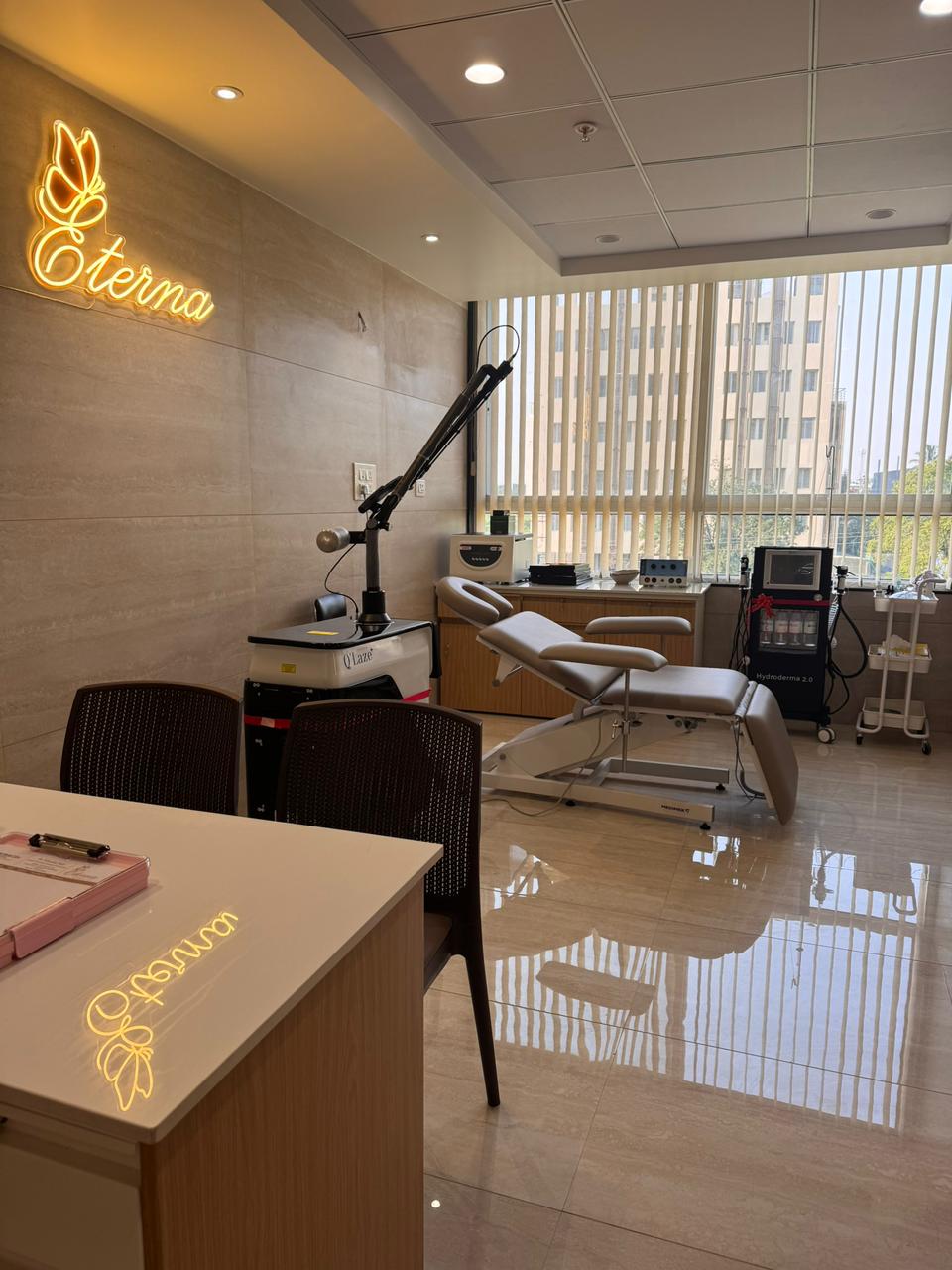 What makes Eterna Skin and Wellness the Best Skin Hospital in Ahmednagar (Ahilyanagar), Maharashtra